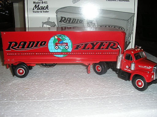 Radio Flyer 1960 Model B-61 Mack Tractor & Trailer